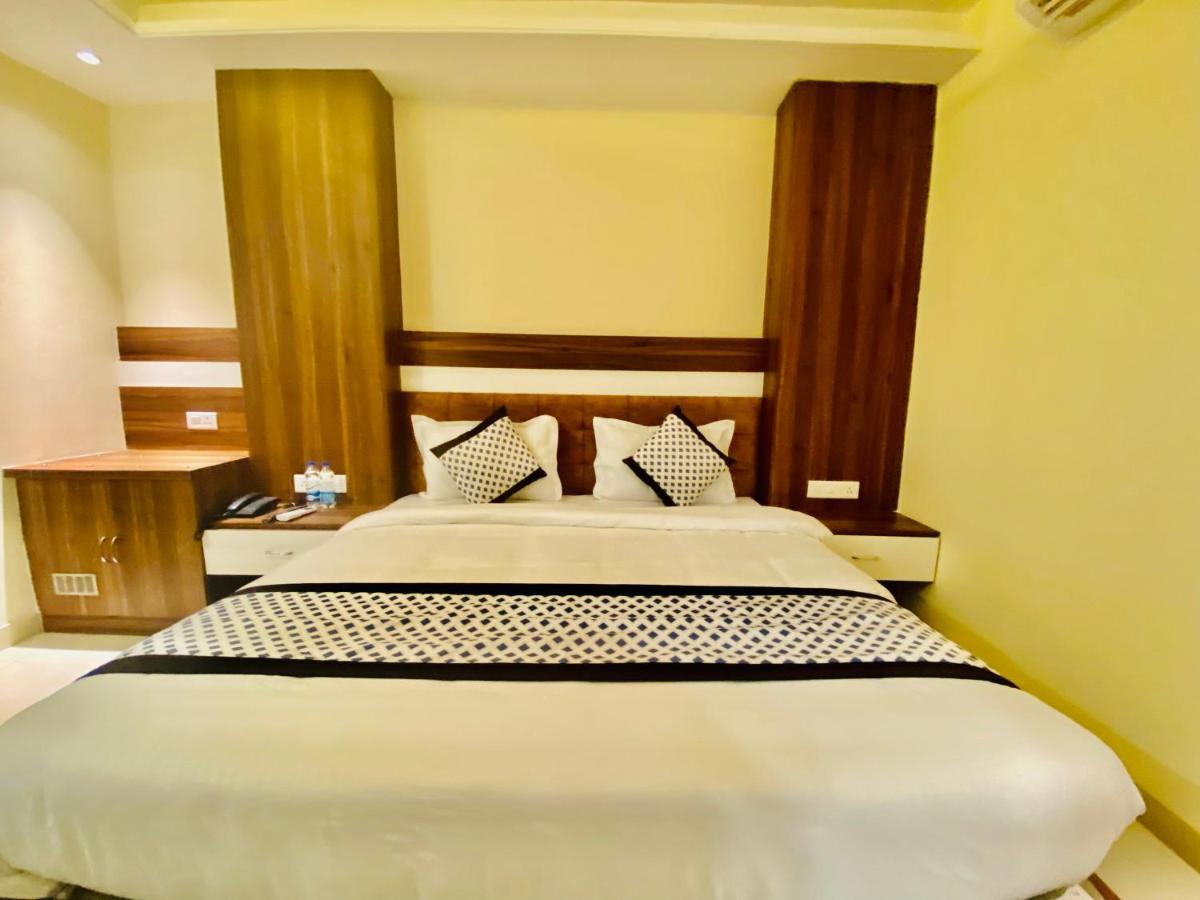 Stay Near Golden Temple By An Hotels อัมริตสา ภายนอก รูปภาพ