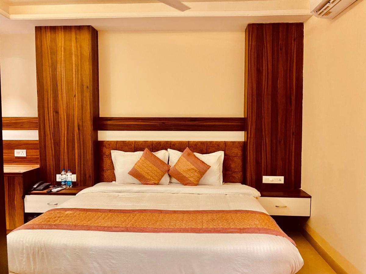 Stay Near Golden Temple By An Hotels อัมริตสา ภายนอก รูปภาพ