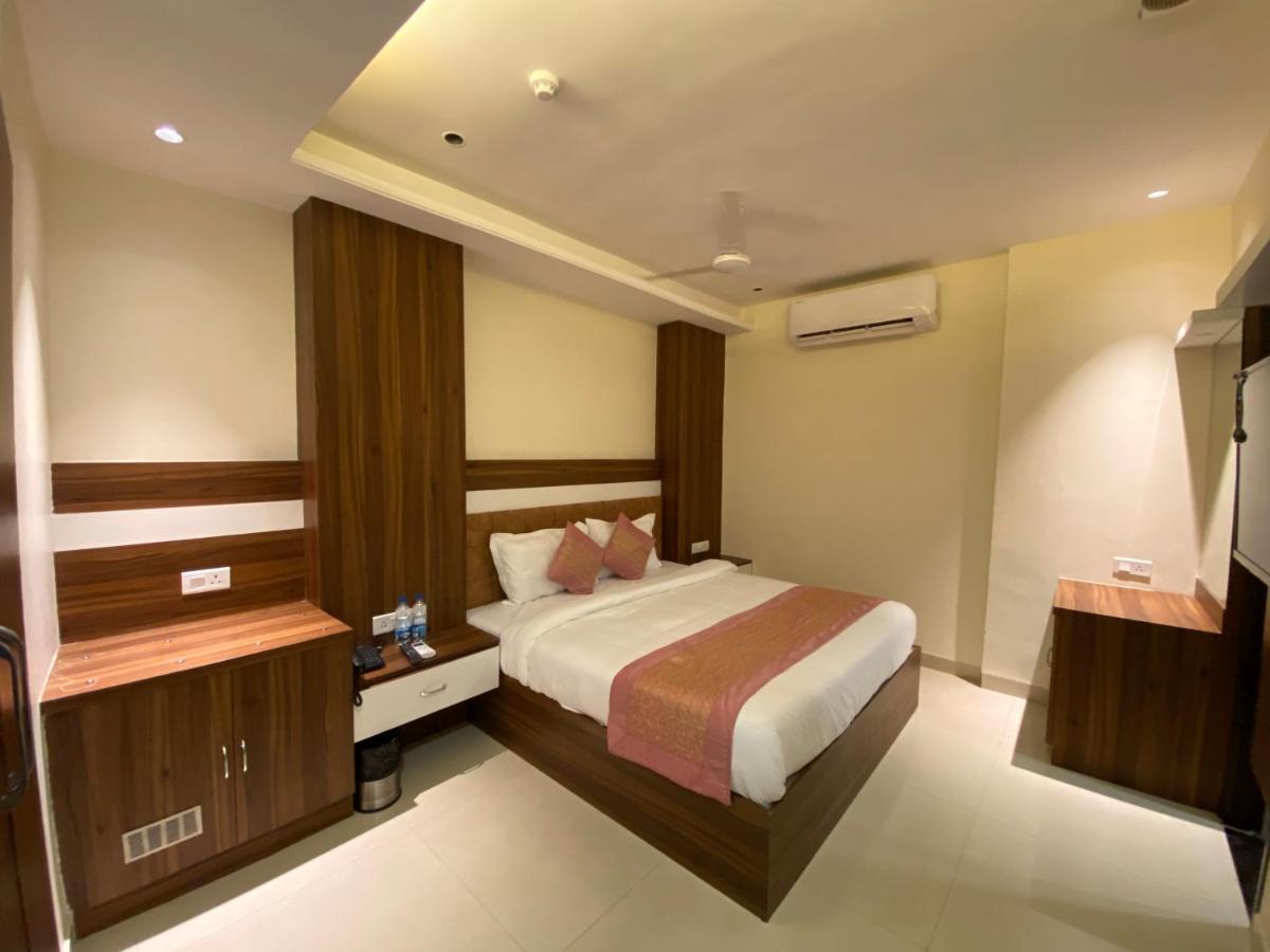 Stay Near Golden Temple By An Hotels อัมริตสา ภายนอก รูปภาพ